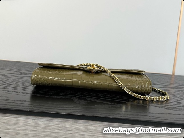 Charming Chanel Clutch with Chain in Crocodile Pattern Calfskin AP5280 Green 2026