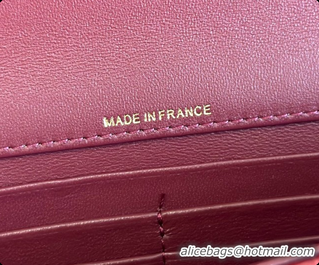 Trendy Design Chanel Clutch with Chain in Crocodile Pattern Calfskin AP5280 Burgundy 2026