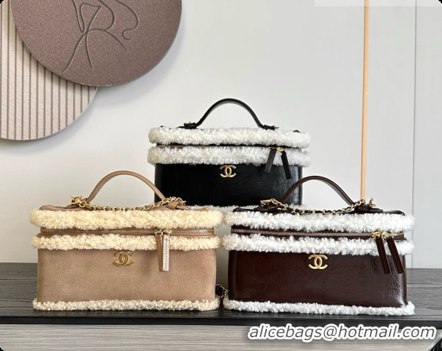 Pretty Style Chanel Vanity with Chain in Suede and Wool CH100872 Beige 2026