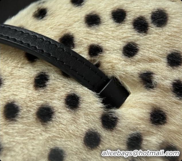 AAAAA Chanel Clutch with Leather Strap AP5360 Beige 2026