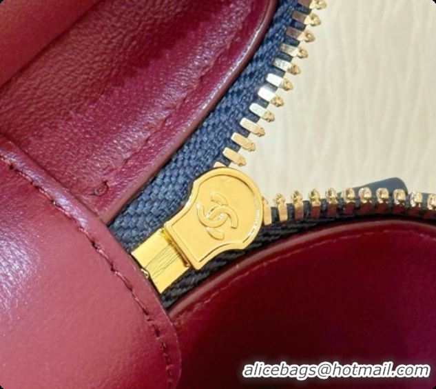 Top Quality Chanel Vanity with Chain in Crocodile Embossed Calfskin AP5346 Dark Grey 2026