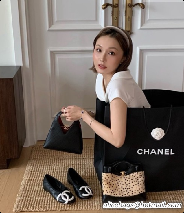 Low Cost Chanel Calfskin Tote Bag AS6392 Black 2026