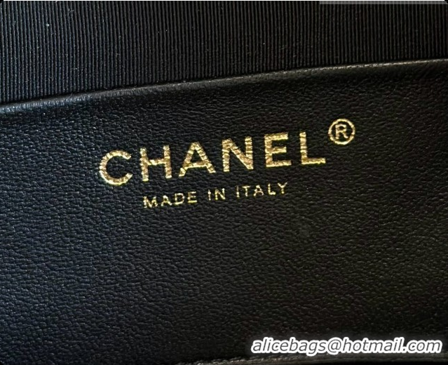 Best Price Chanel Mini Tote Bag in Suede Calfskin and Lambskin 6633 Black/Burgundy 2026