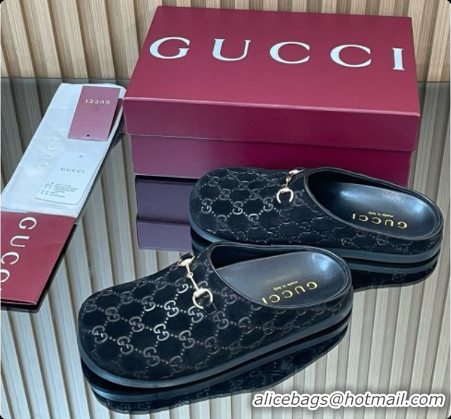Stylish Gucci GG Suede Flat Mules with Horsebit G92123 Black 2026