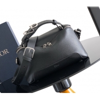 Stylish Dior Archie Zipped Bag with Strap Black Grained Calfskin D090325 Black 2026