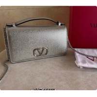 Top Design Valentino VLogo Signature Grainy Calfskin Wallet With Chain 2068 Silver 2026