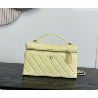 Pretty Style Chanel Vanity with Chain in Quilted Grained Calfskin CH100812 Yellow 2026 